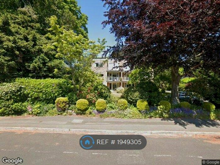 2 Bedroom Flat To Rent In Thornbury, Bournemouth, BH4