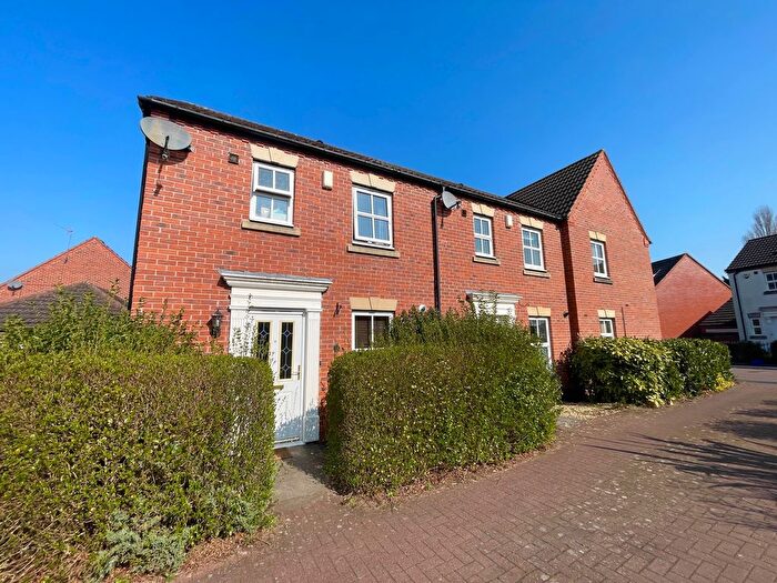 3 Bedroom Property To Rent In Sandfield Meadow, Lichfield, WS13