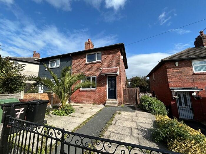 2 Bedroom Terraced House To Rent In Rookwood Terrace, Osmondthorpe, LS9