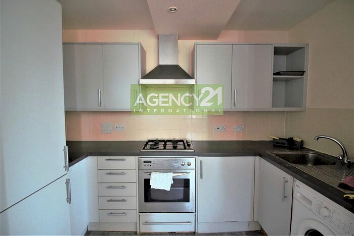 1 Bedroom Flat To Rent In Cambridge Road, Baking, IG11