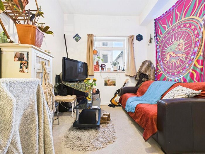 1 Bedroom Apartment To Rent In Buckingham Place, Brighton, BN1