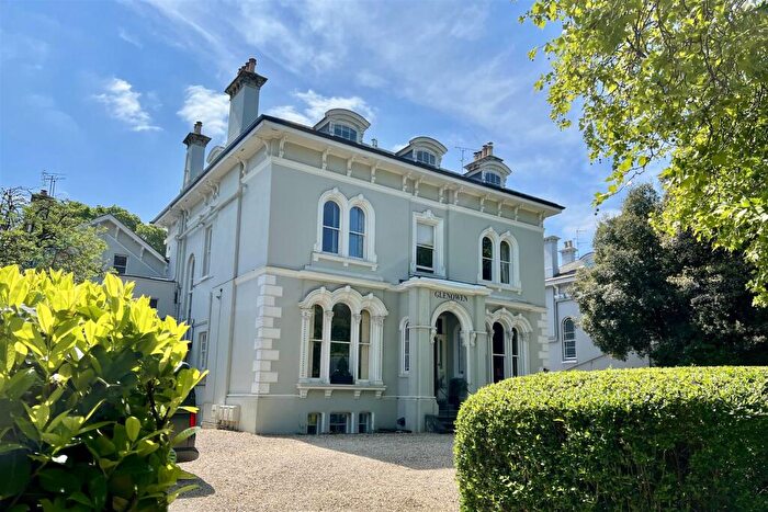 2 Bedroom Flat For Sale In Glenowen House, Lansdown, Cheltenham, GL50