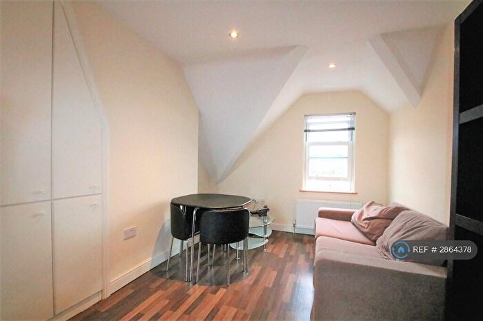 1 Bedroom Flat To Rent In Ledbury Road, Croydon, CR0