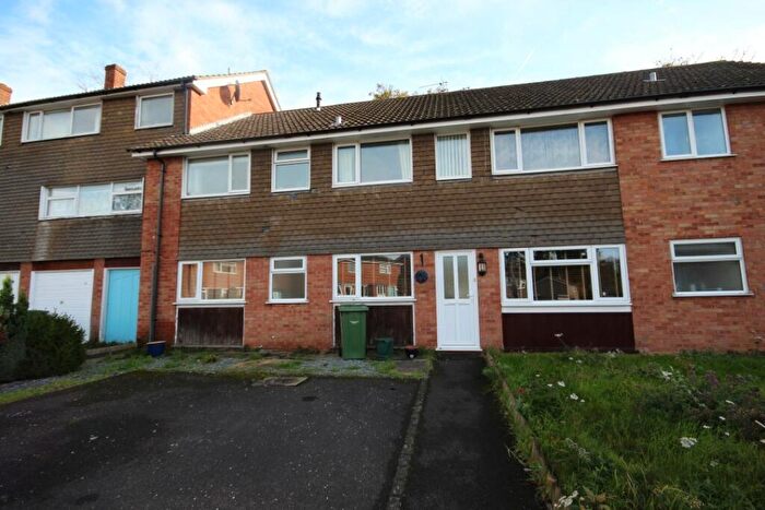 2 Bedroom Apartment To Rent In The Holt, Abingdon-On-Thames, Oxfordshire, OX14