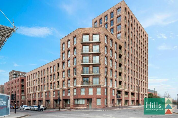 3 Bedroom Flat To Rent In Armada Way, London, E6