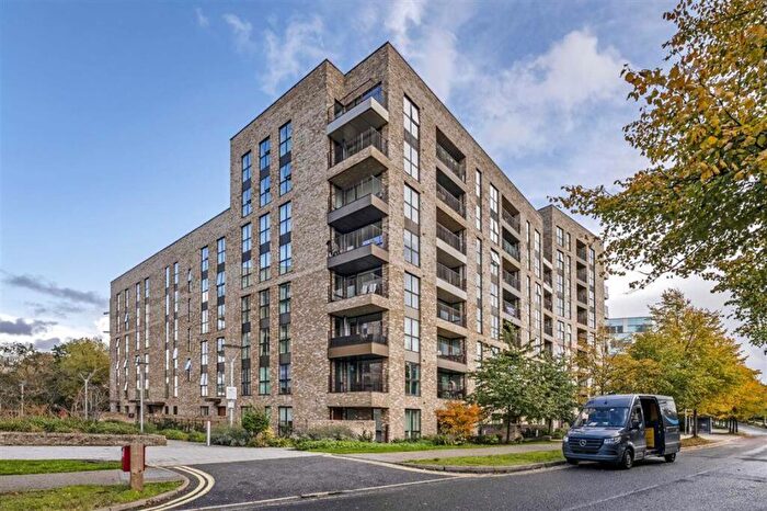 1 Bedroom Flat For Sale In Abbotsford Court, London, NW10