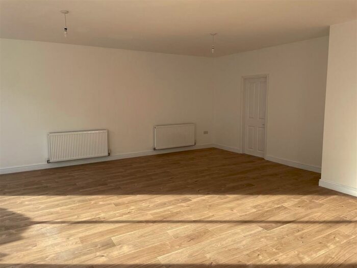 1 Bedroom Flat To Rent In A Sylvan Court, Union Road, New Mills, High Peak, SK22