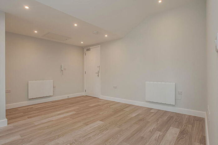 1 Bedroom Flat For Sale In High Street, Wallingford, OX10