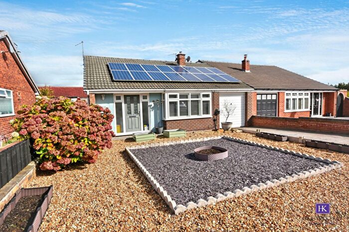 3 Bedroom Semi Detached Bungalow For Sale In Aldridge Drive, Burtonwood, WA5