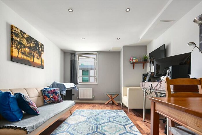 1 Bedroom Flat To Rent In Hackney Road, Hoxton, London, E2