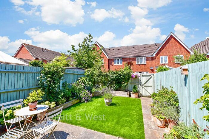 3 Bedroom Town House For Sale In The Boulevard, Bognor Regis, West Sussex, PO21