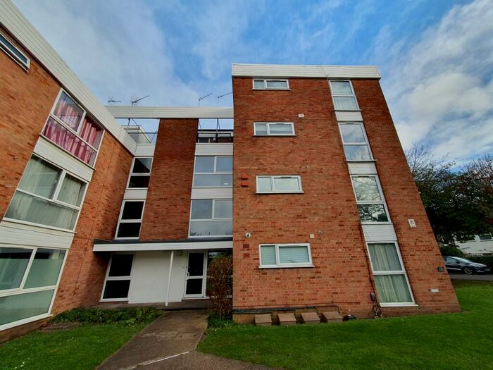 1 Bedroom Flat To Rent In Avalon Close, Enfield, EN2