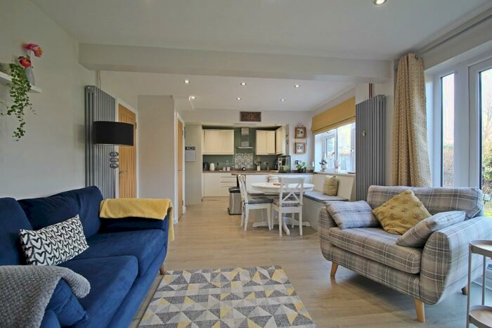 4 Bedroom Detached House For Sale In Locks Close, Deeping St James, PE6