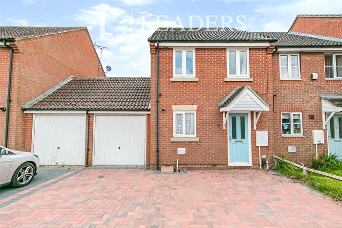 3 Bedroom Semi Detached House For Sale In Pipers Vale Close, Ipswich, Suffolk, IP3