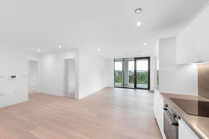 2 Bedroom Apartment To Rent In Pinnacle House, Royal Wharf, London, E16