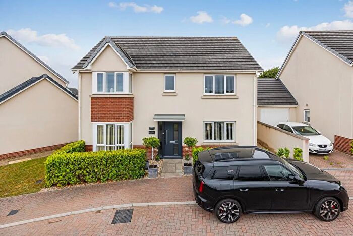 4 Bedroom Detached House For Sale In Linhay Drive, Kingsteignton, Newton Abbot, Devon., TQ12