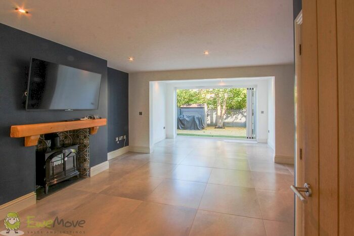 4 Bedroom Terraced House To Rent In Yorkley Road, Cheltenham, GL52