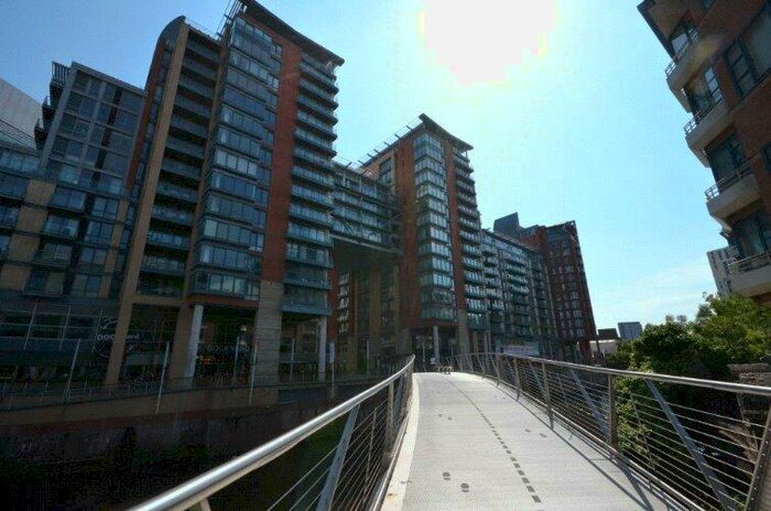 1 Bedroom Property To Rent In Leftbank, Spinningfields, Manchester, M3
