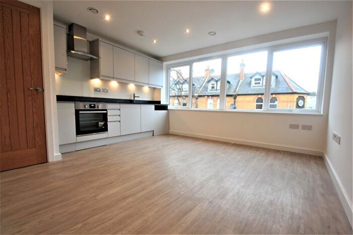 1 Bedroom Apartment To Rent In Woking, Surrey, GU21
