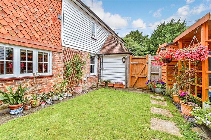 4 Bedroom Cottage For Sale In The Street, Wittersham, Kent, TN30