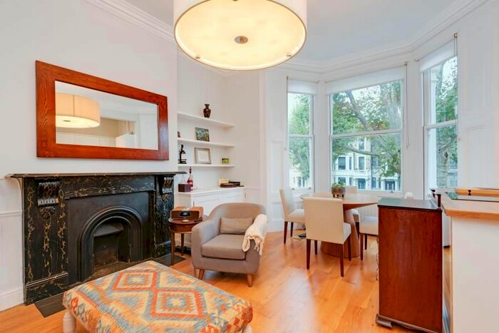 2 Bedroom Flat To Rent In Sutherland Avenue, London, W9