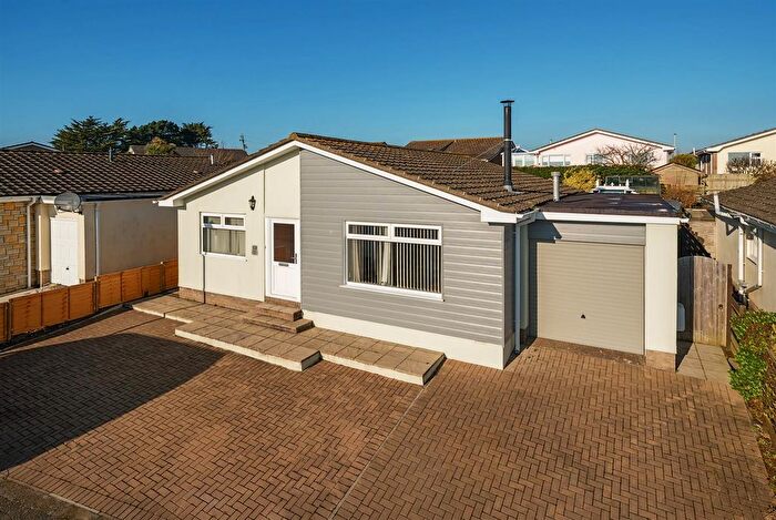 3 Bedroom Bungalow For Sale In Riversmeet, Appledore, EX39