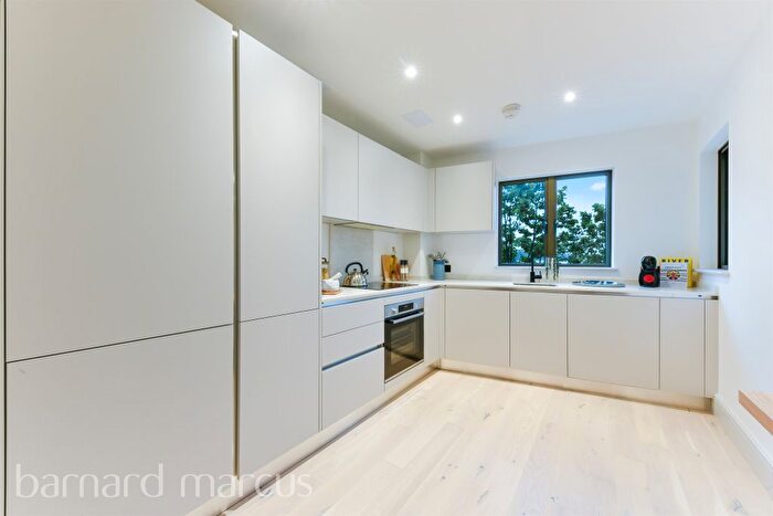 1 Bedroom Flat For Sale In Abbey Wall, Station Road, London, SW19