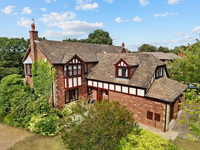 5 Bedroom Detached House For Sale In Chartwell Gardens, Appleton, WA4