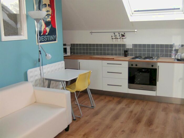 Studio To Rent In Pershore Road, Selly Park, Birmingham, B29