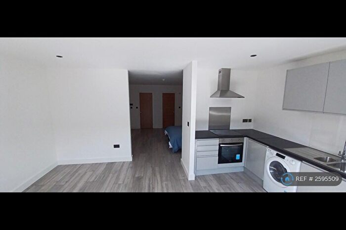 1 Bedroom Flat To Rent In Princes Street, Stafford, ST16
