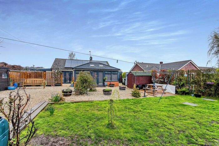 3 Bedroom Detached Bungalow For Sale In Medlam Lane, Carrington, Boston, PE22