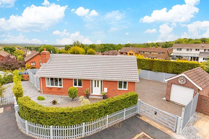 3 Bedroom Detached Bungalow For Sale In Bayhams Field, Sharpthorne, RH19