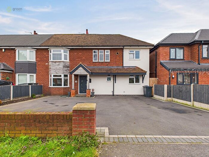 4 Bedroom Semi-Detached House For Sale In Summer Lane, Minworth, Sutton Coldfield, B76