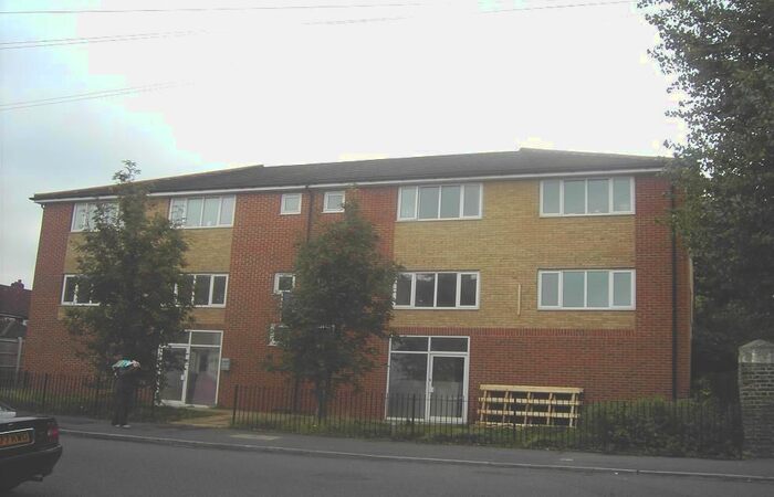2 Bedroom Flat To Rent In Miles Road, Mitcham, CR4