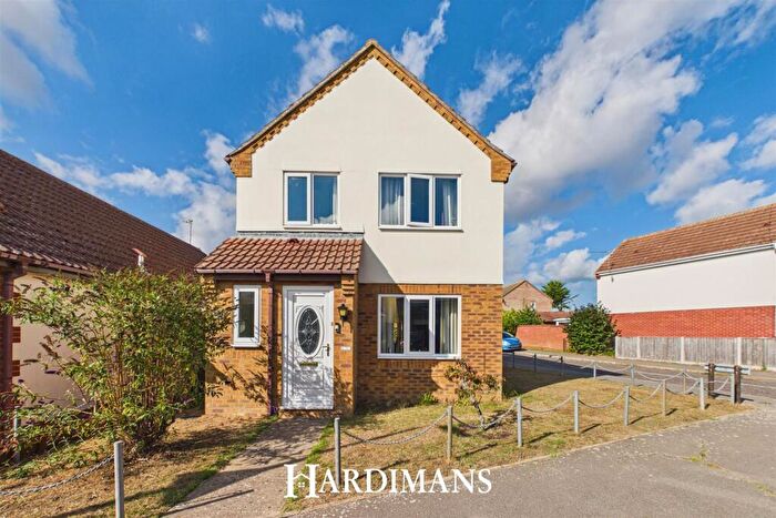 3 Bedroom Detached House For Sale In Colsterdale, Carlton Colville, Lowestoft, NR33