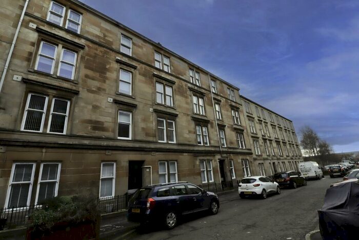 2 Bedroom Flat To Rent In Bellfield Street, Dennistoun, Glasgow, G31