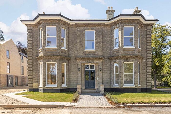 3 Bedroom Flat For Sale In Upton Road, Norwich, NR4