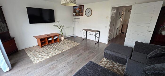 3 Bedroom Semi-Detached House To Rent In Mugiemoss Place, Bucksburn, Aberdeen, AB21