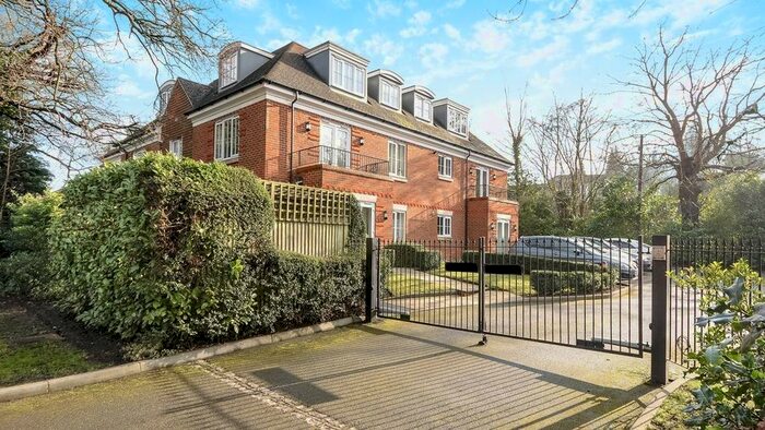 2 Bedroom Flat To Rent In London Road, Sunningdale, Ascot, SL5