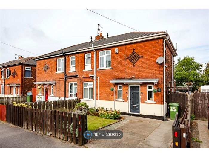 3 Bedroom Semi-Detached House To Rent In Dowse Avenue, Scunthorpe, DN15