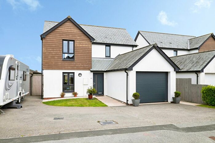 3 Bedroom Detached House For Sale In Park En Venton, Mullion, Helston, Cornwall, TR12