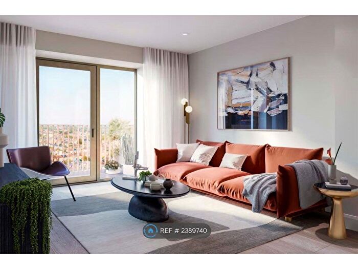 2 Bedroom Flat To Rent In Eden Place, London, E16