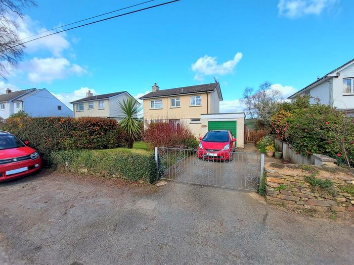 3 Bedroom Detached House For Sale In Lezant, Launceston, PL15