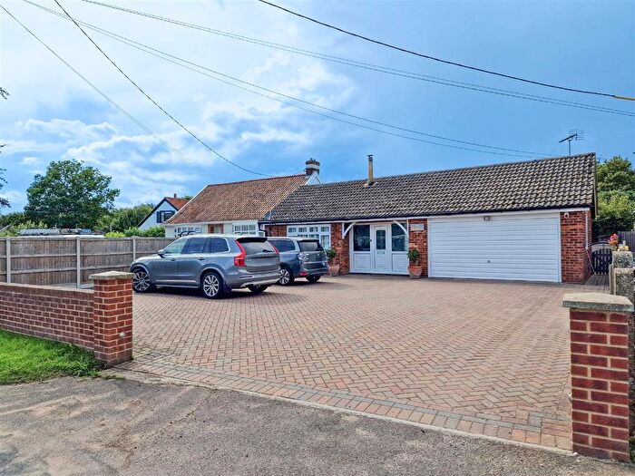 3 Bedroom Detached Bungalow For Sale In Old London Road, Copdock, Ipswich, IP8