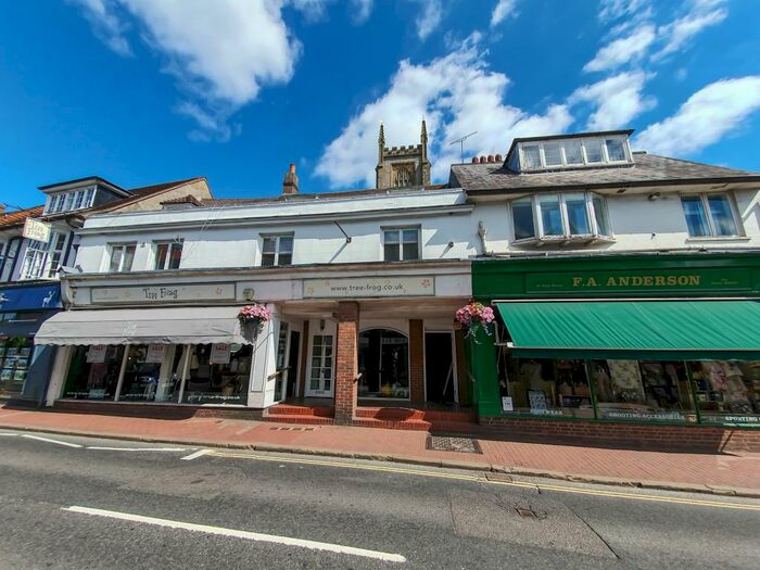 1 Bedroom Flat To Rent In High Street, East Grinstead, RH19