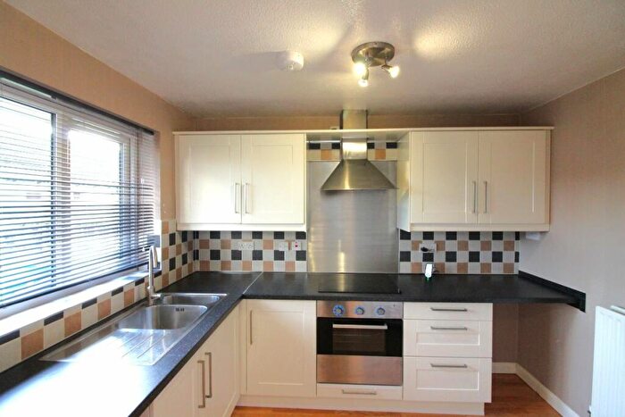2 Bedroom Bungalow To Rent In Norwich Gardens, Bulwell, NG6
