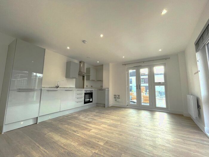 2 Bedroom Flat To Rent In Aspect Point, Peterborough, PE1