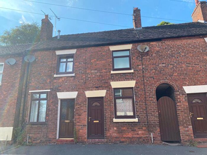 2 Bedroom Terraced House To Rent In Queen Street, Stoke-on-Trent, ST10