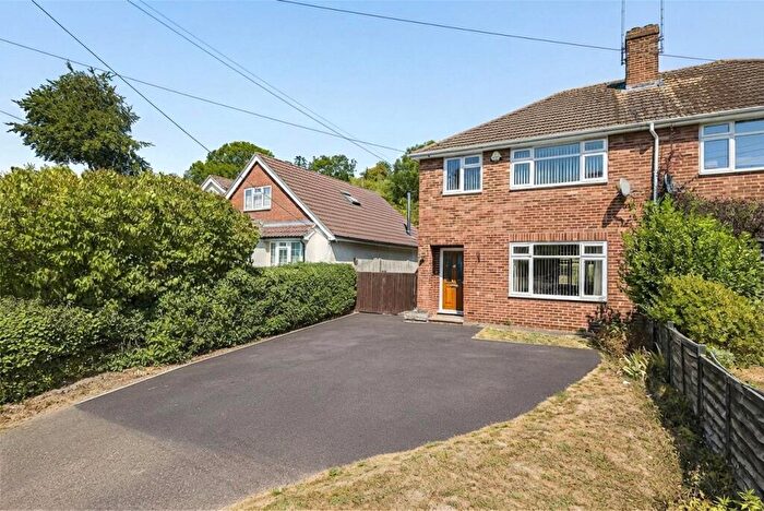 3 Bedroom Semi-Detached House For Sale In Bush Road, Cuxton, Rochester, Kent, ME2