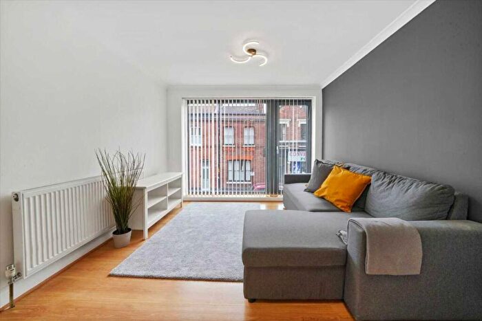 2 Bedroom Apartment To Rent In Browning Street, London, SE17